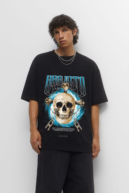 BLACK SKULL AND CHAINS GRAPHIC T-SHIRT